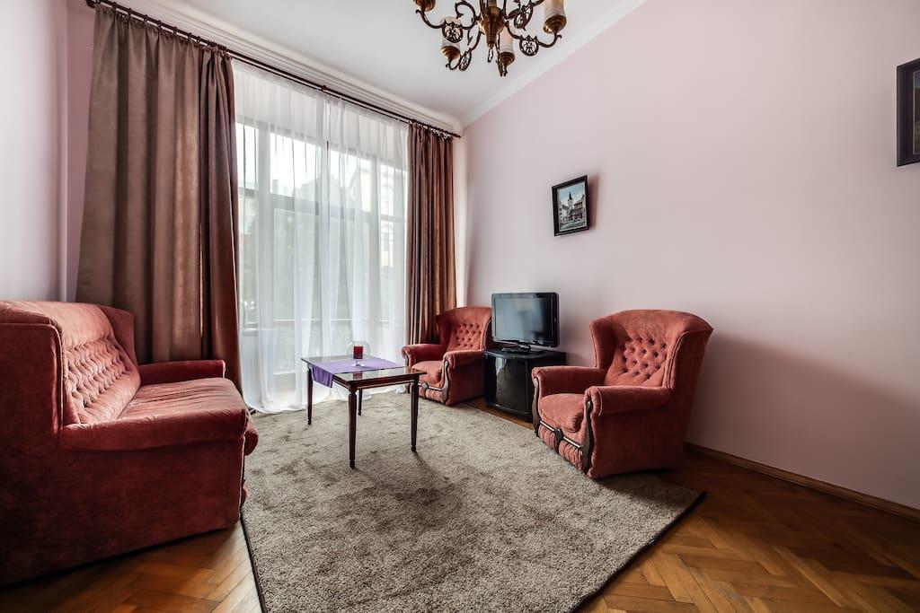 ROMANTIC Apartments - оn Valova street Львів Екстер'єр фото